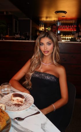 Камилла